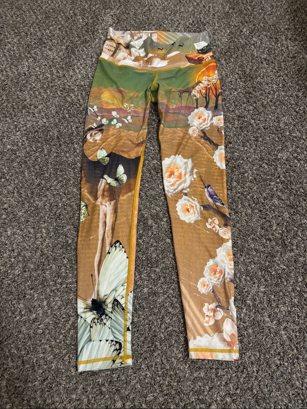 Niyama Sol “Surrealism" (Salvador Dalí-inspired) Barefoot Leggings M Hot Yoga